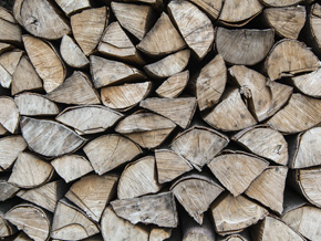 Stara zasada mówi, że stos drewna powinien być ułożony tak, by przez dziury w nim mogła przebiec mysz