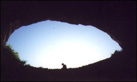 Wejście do jaskini Carlsbad Caverns