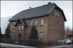 Budynek szkoły w Kopankach